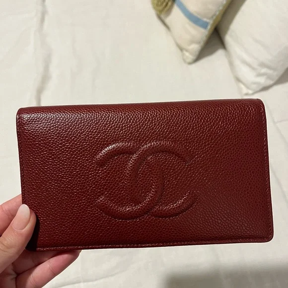 Chanel Burgundy Caviar Leather Timeless CC L Yen Wallet - Picture 6 of 15